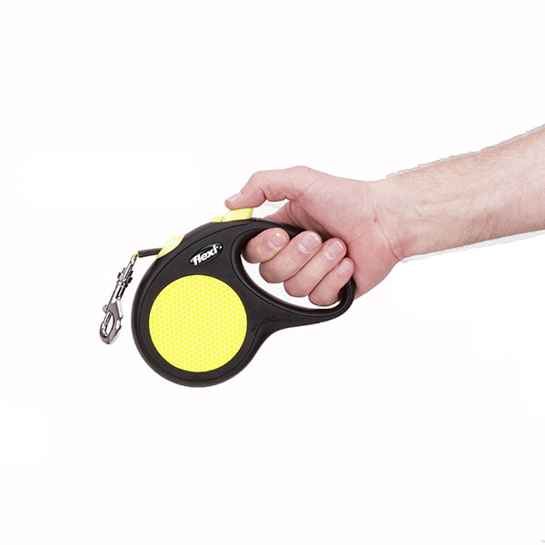 Total Comfort Retractable Leash Neon Style for Daily Walking