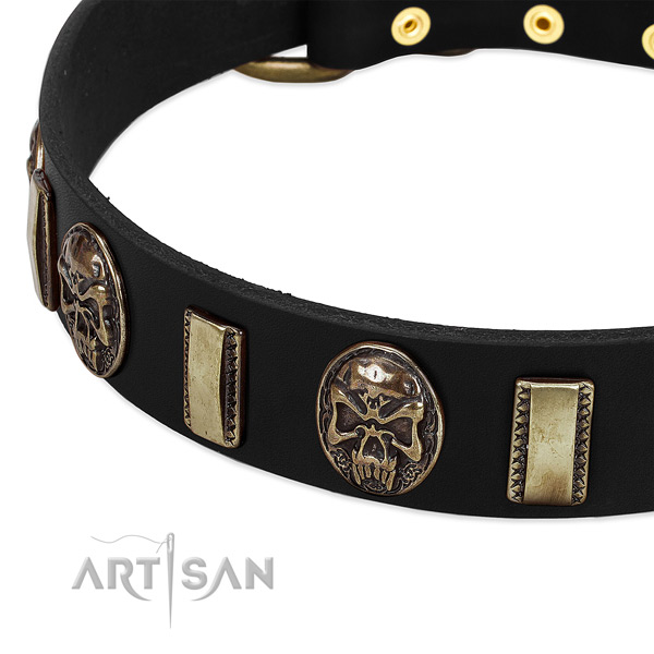 Rust-proof D-ring on full grain natural leather dog collar for your four-legged friend
