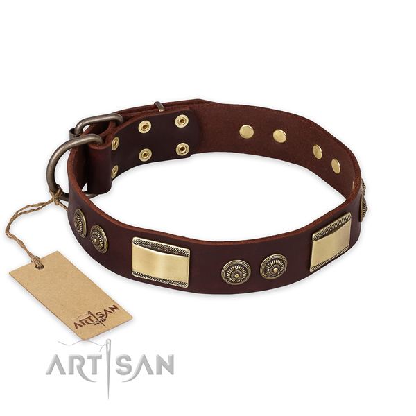 Inimitable leather dog collar for comfy wearing