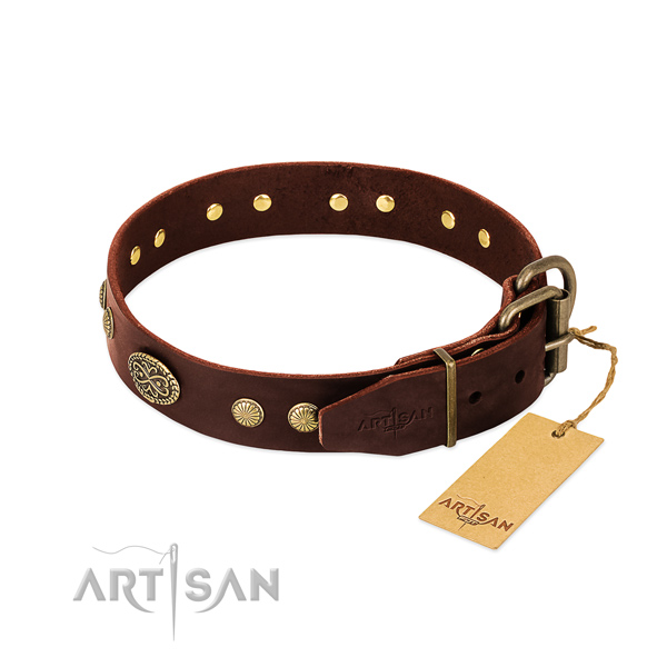 Reliable fittings on Genuine leather dog collar for your doggie