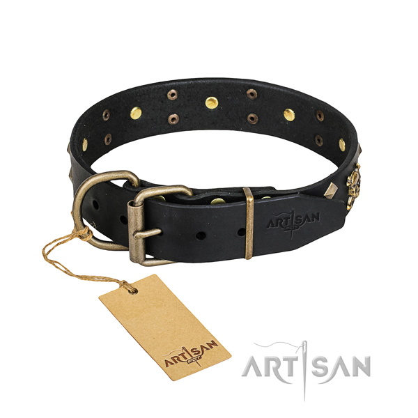 Long-wearing leather dog collar with non-corrosive elements