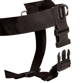 Heavy-duty washable nylon dog harness with easy  quick-release buckle-system